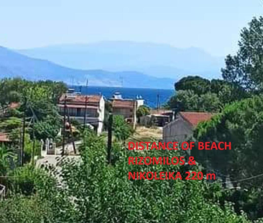 Rousetis Apartments Aigio Eksteriør billede